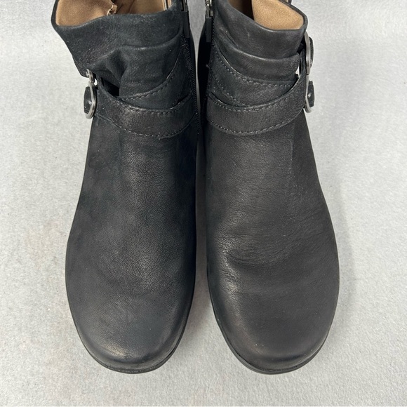 Dansko Boots Womens Size 38 7.5-8 Black Faithe Buckle Detail Ankle Bootie Casual - Picture 6 of 13